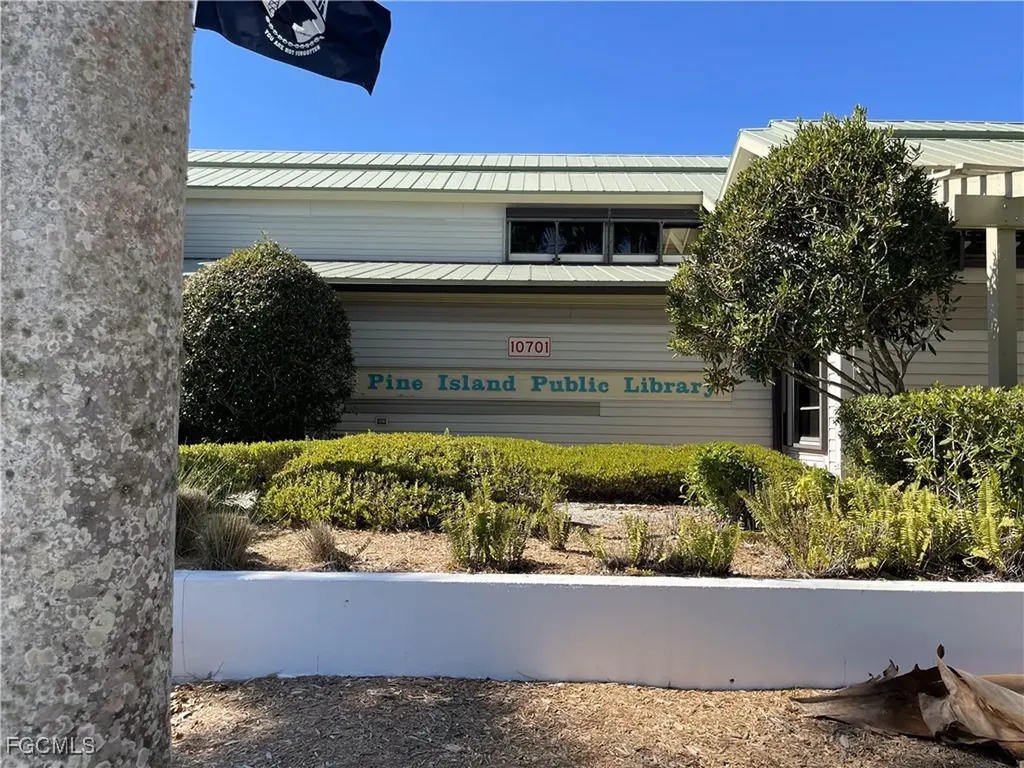 5520 Rainbow Drive Bokeelia FL 33922