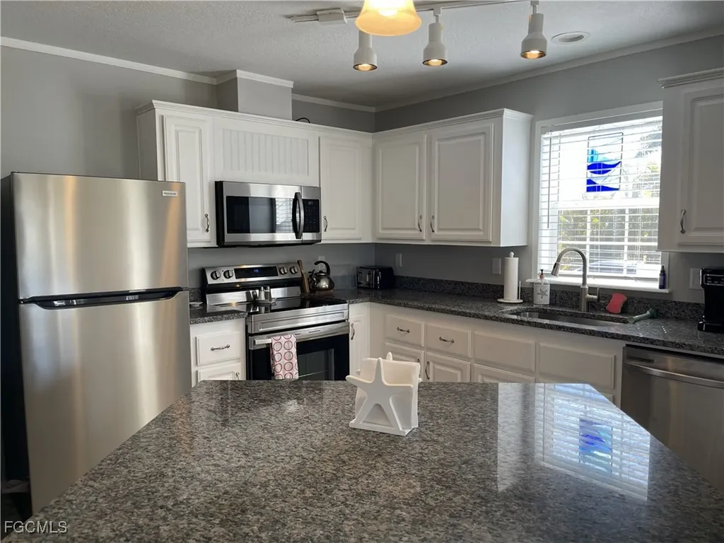 5520 Rainbow Drive Bokeelia FL 33922