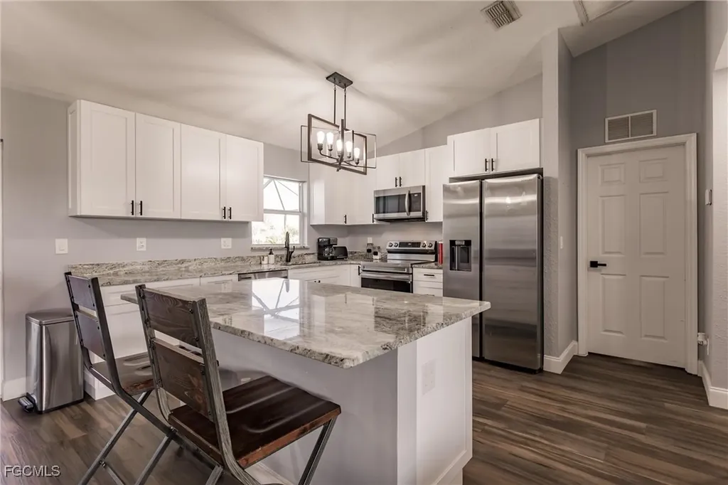 1034 NW 37th Avenue Cape Coral FL 33993