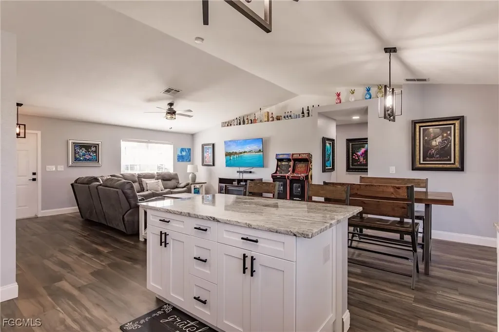 1034 NW 37th Avenue Cape Coral FL 33993