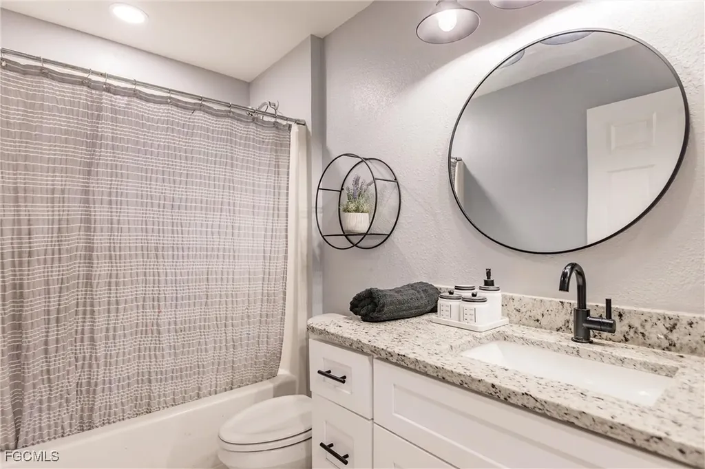 1034 NW 37th Avenue Cape Coral FL 33993