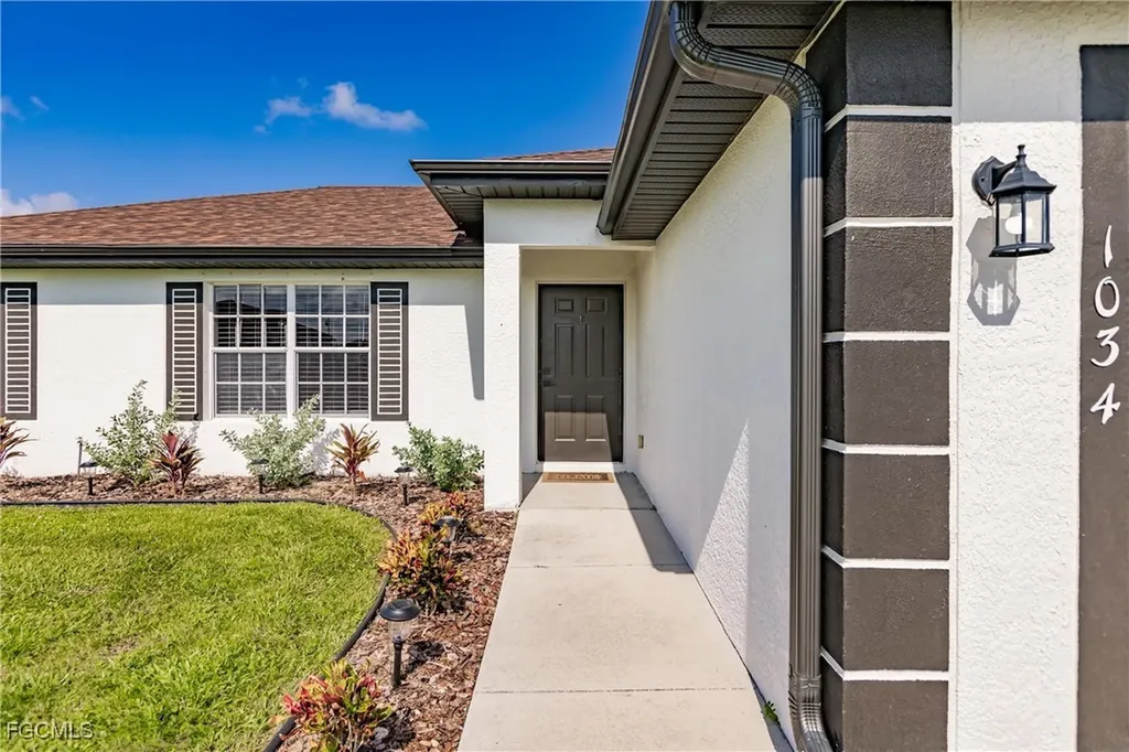 1034 NW 37th Avenue Cape Coral FL 33993