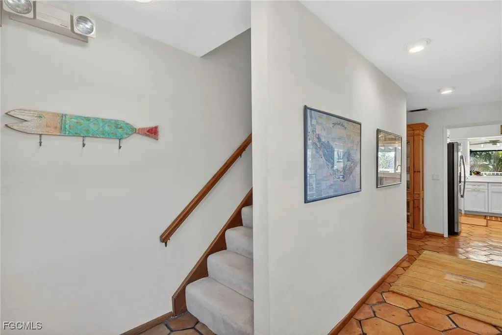 5312 Ladyfinger Lake Road Sanibel FL 33957