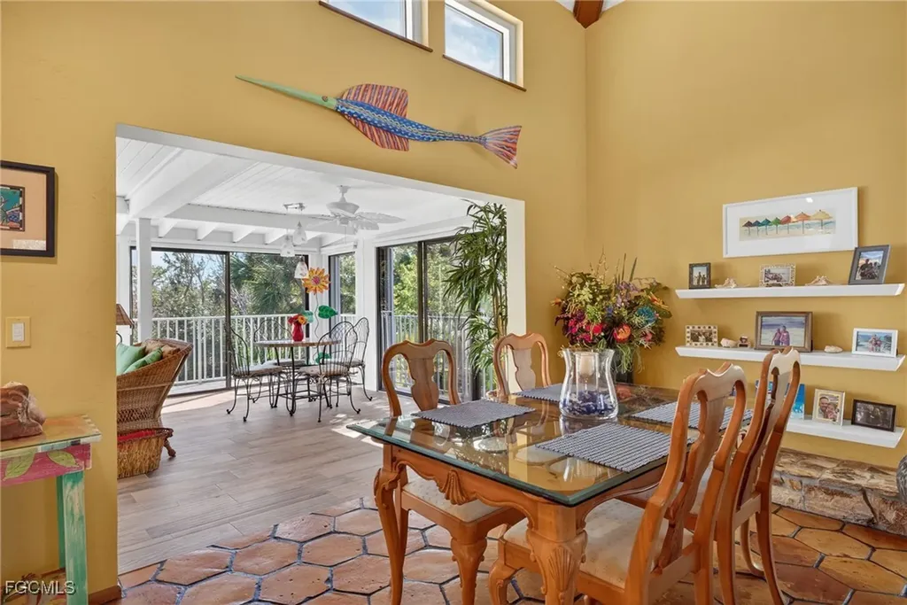 5312 Ladyfinger Lake Road Sanibel FL 33957