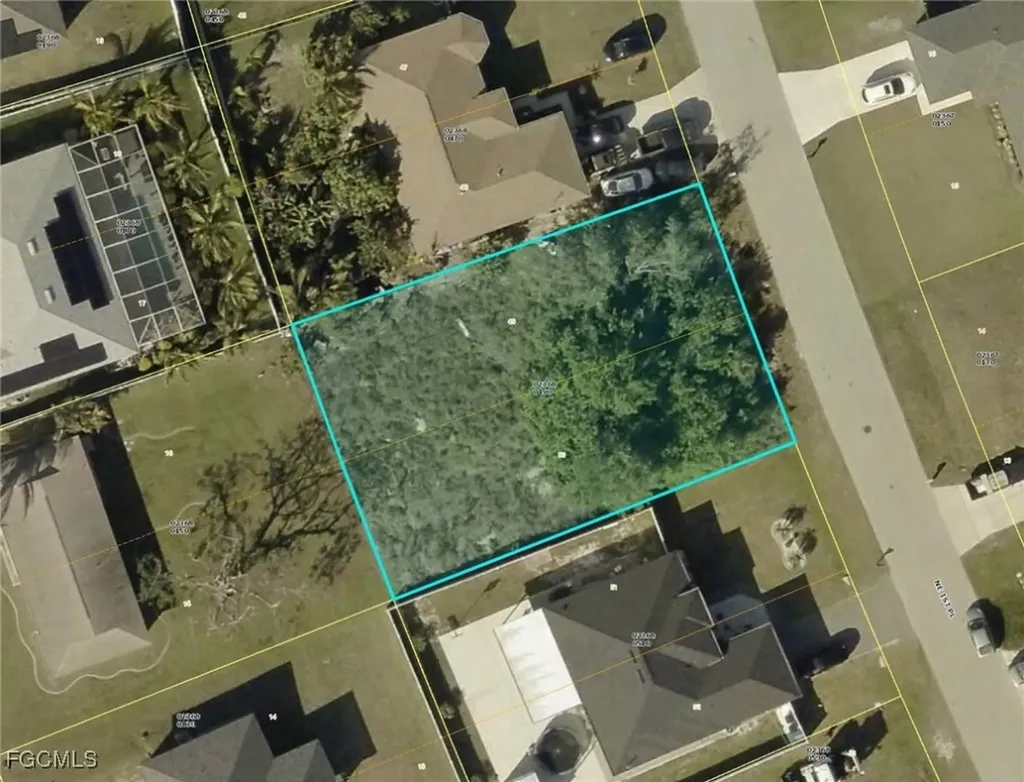 456 NE 1st Place Cape Coral FL 33909