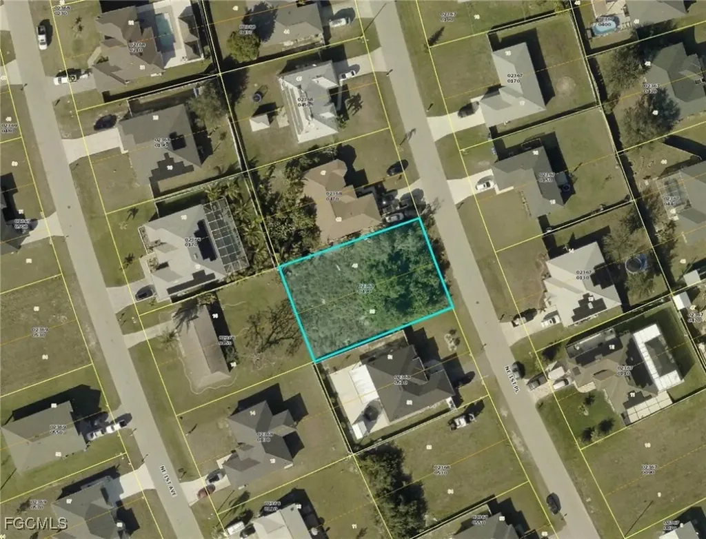 456 NE 1st Place Cape Coral FL 33909