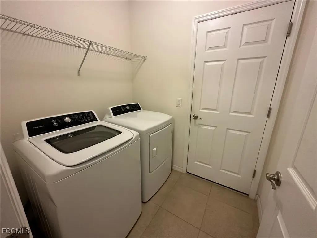 3488 Acapulco Circle Cape Coral FL 33909