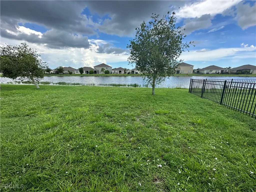 3488 Acapulco Circle Cape Coral FL 33909