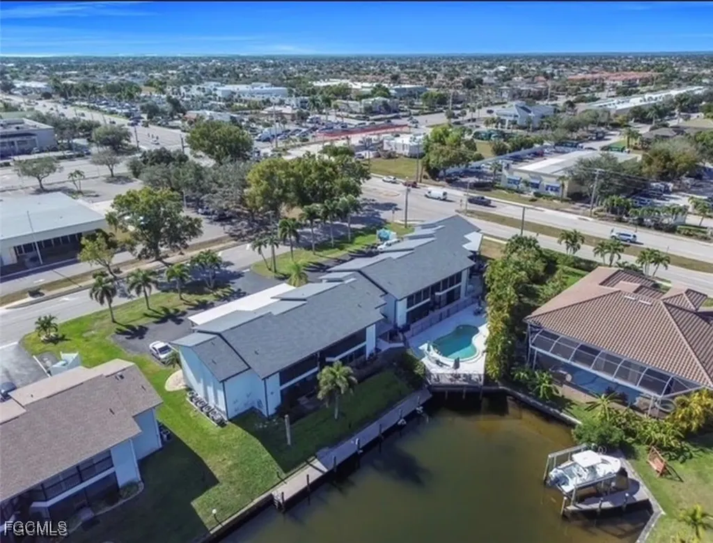 1521 SW 47th Terrace Cape Coral FL 33914