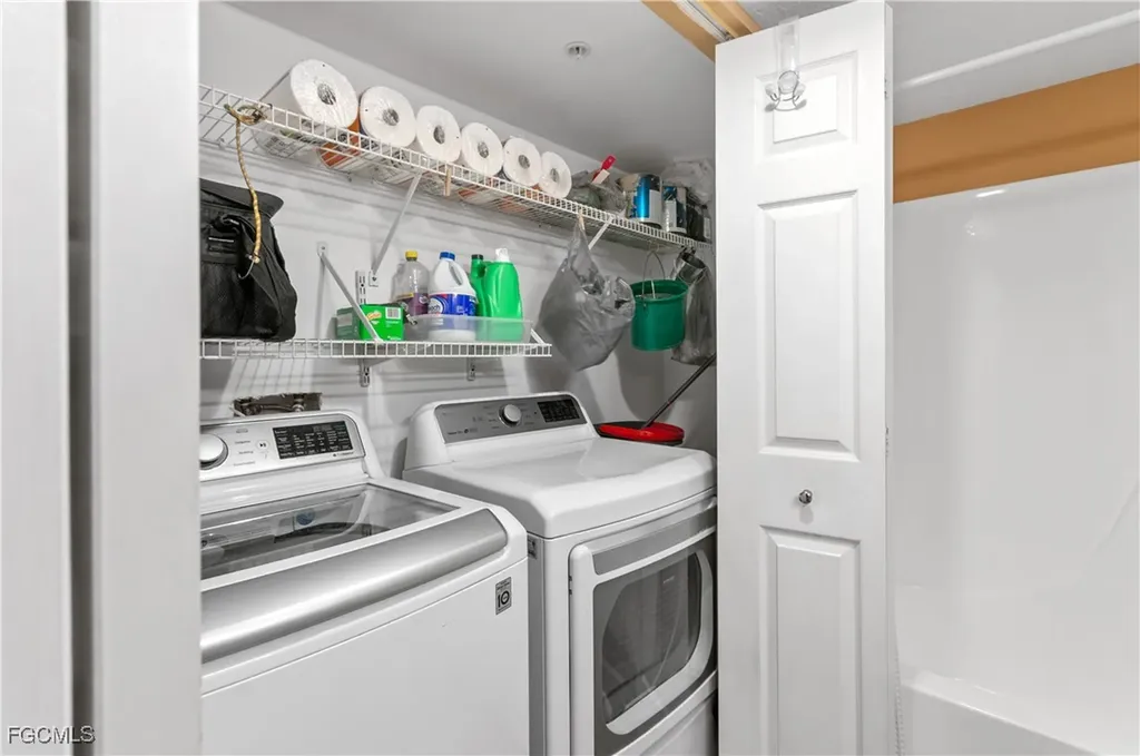 20121 Ian Court Estero FL 33928
