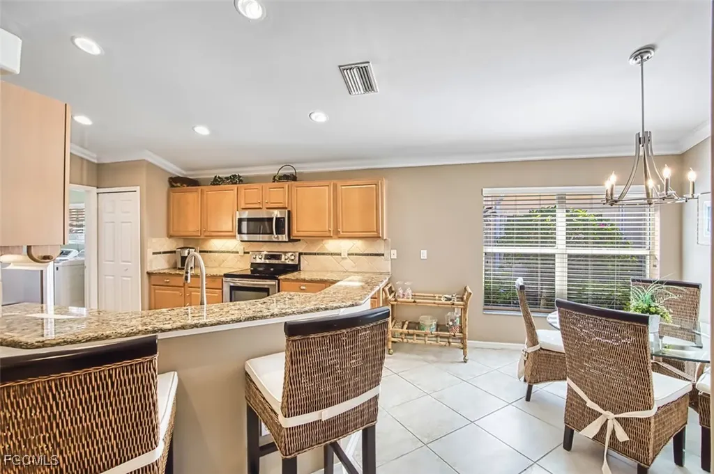 9114 Shadow Glen Way Fort Myers FL 33913