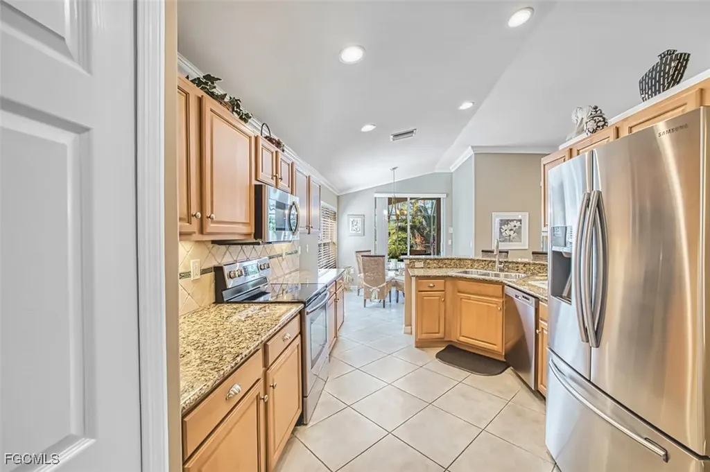 9114 Shadow Glen Way Fort Myers FL 33913