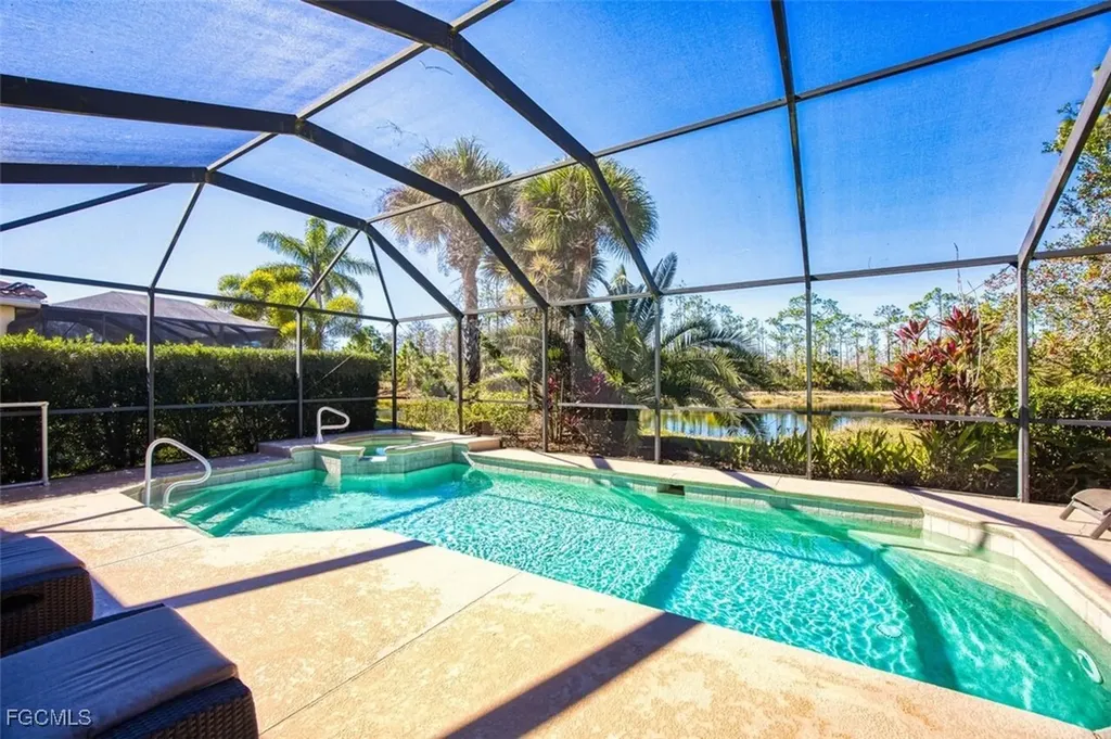 9114 Shadow Glen Way Fort Myers FL 33913