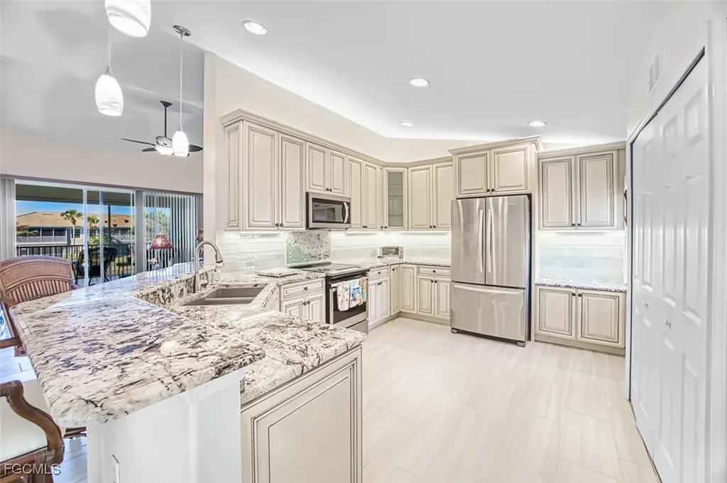 9582 Hemingway Lane Fort Myers FL 33913