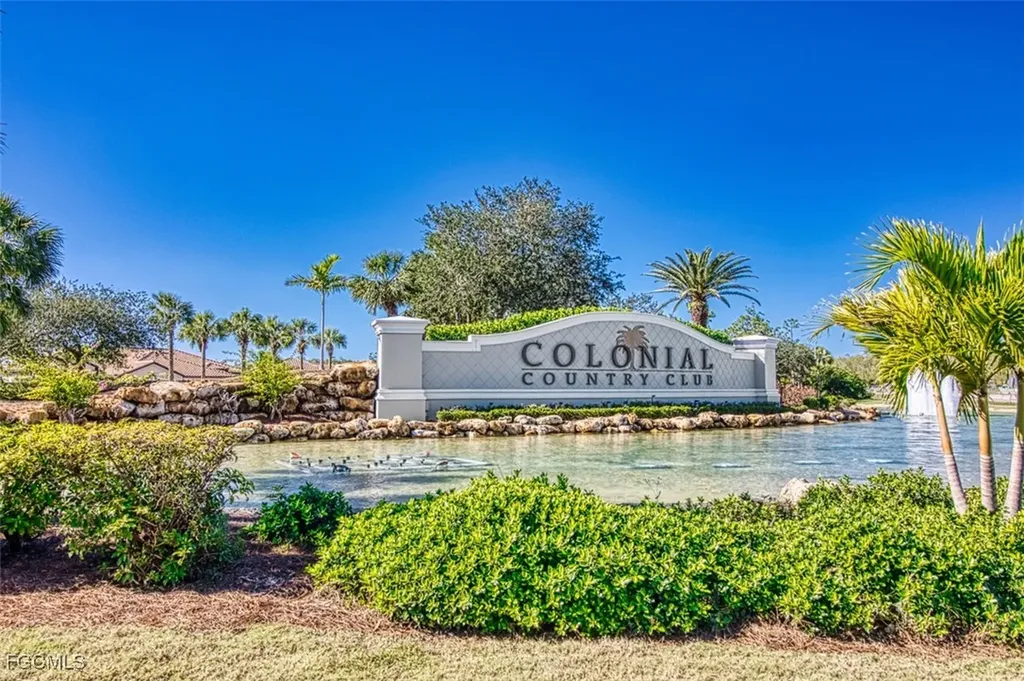 9582 Hemingway Lane Fort Myers FL 33913