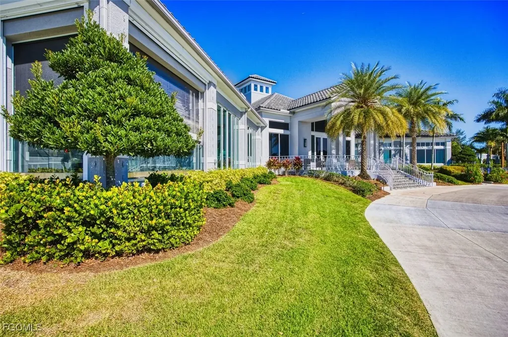 9582 Hemingway Lane Fort Myers FL 33913