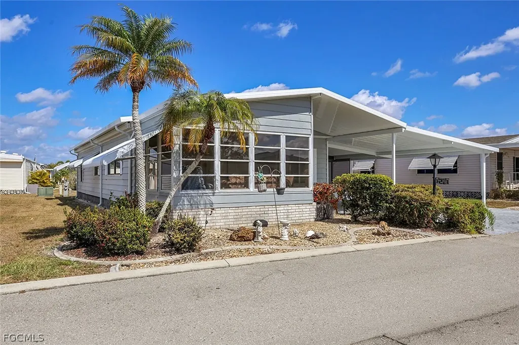 108 Snead Drive North Fort Myers FL 33903