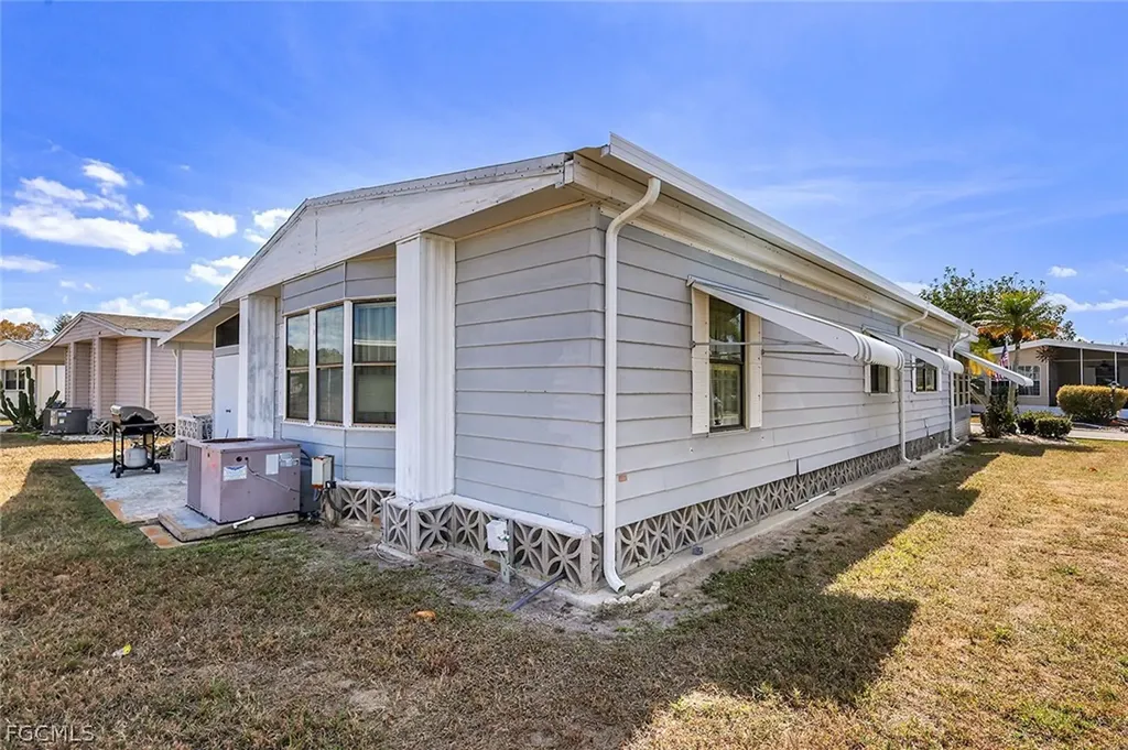 108 Snead Drive North Fort Myers FL 33903