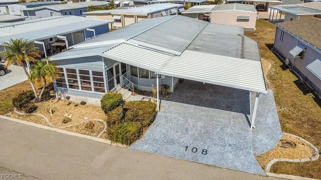 108 Snead Drive North Fort Myers FL 33903