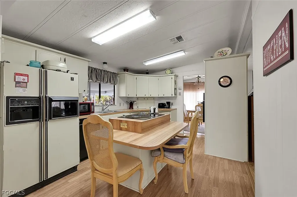 108 Snead Drive North Fort Myers FL 33903