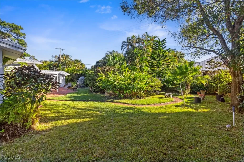 1348 Alcazar Avenue Fort Myers FL 33901