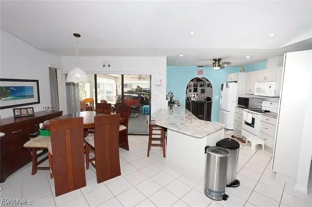 215 SE 1st Place Cape Coral FL 33990