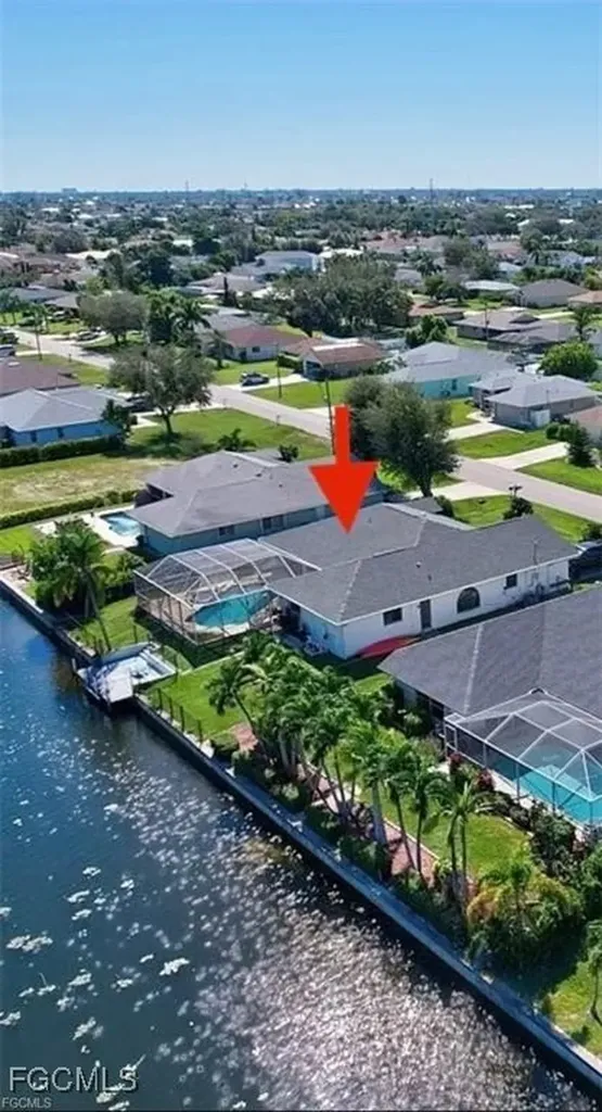 215 SE 1st Place Cape Coral FL 33990