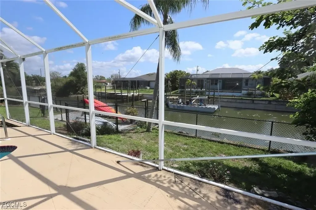 215 SE 1st Place Cape Coral FL 33990