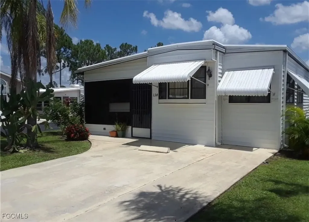 134 Amble Drive North Fort Myers FL 33903