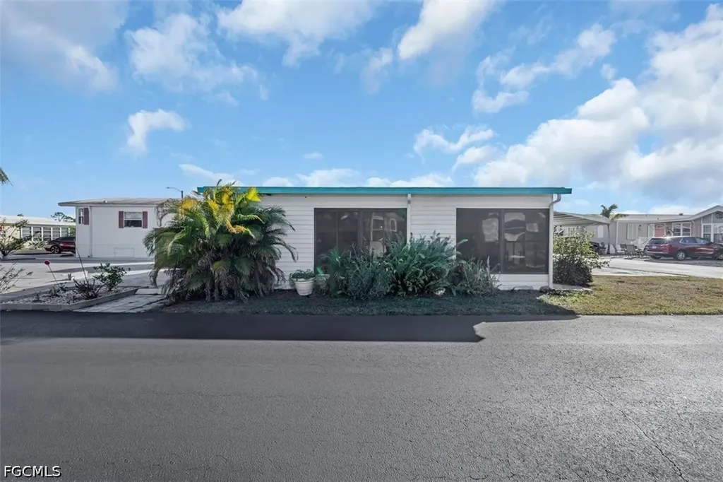 134 Amble Drive North Fort Myers FL 33903