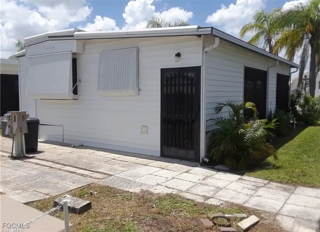 134 Amble Drive North Fort Myers FL 33903