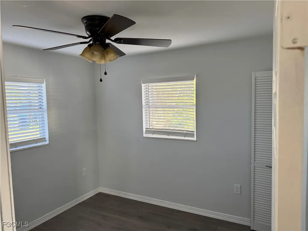 2711 Elmwood Street Fort Myers FL 33901