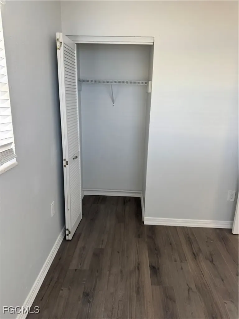 2711 Elmwood Street Fort Myers FL 33901