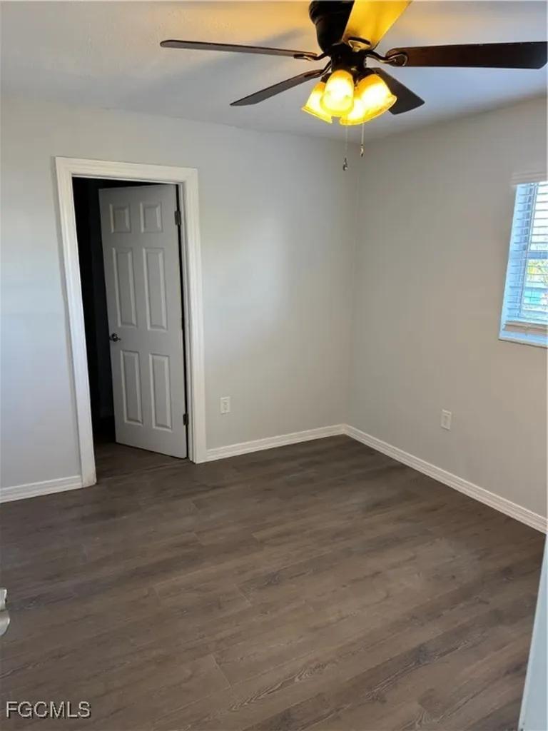 2711 Elmwood Street Fort Myers FL 33901