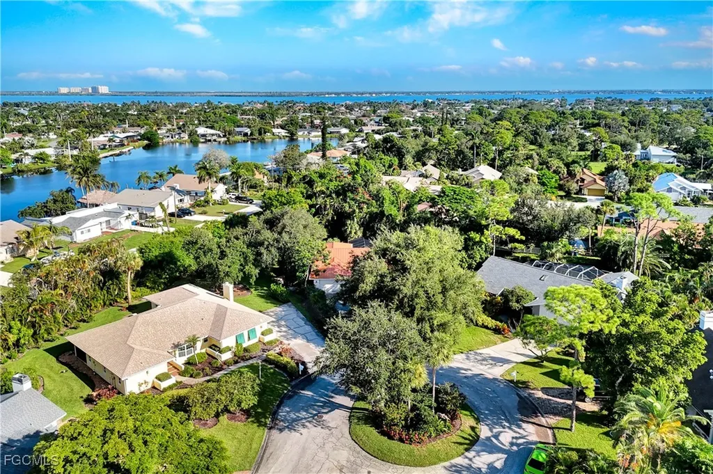 15830 Gleneagle Court Fort Myers FL 33908