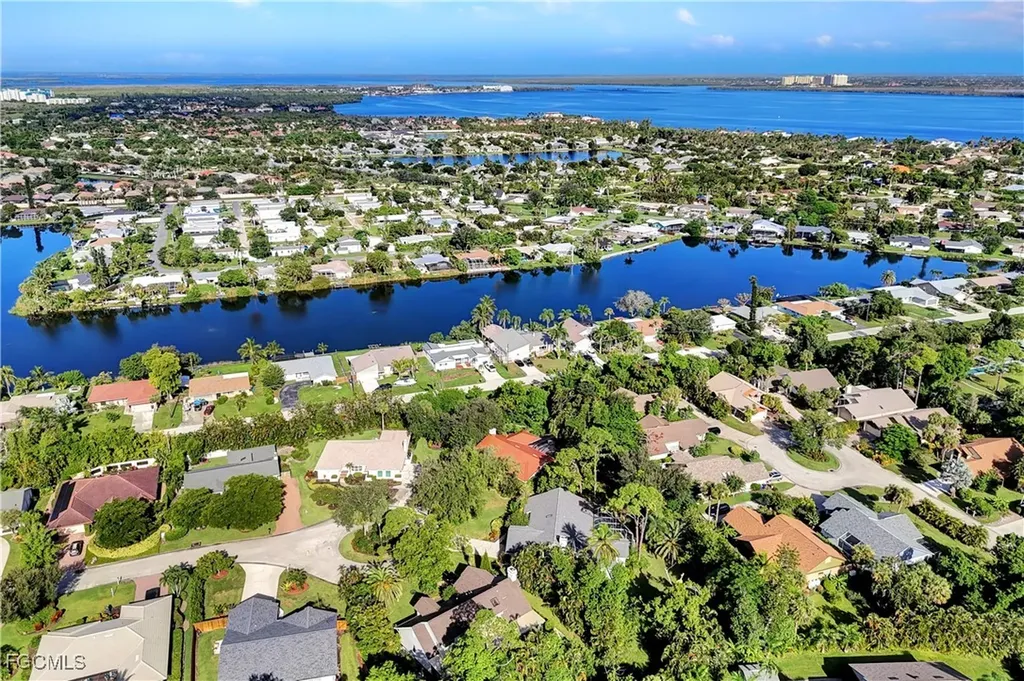 15830 Gleneagle Court Fort Myers FL 33908