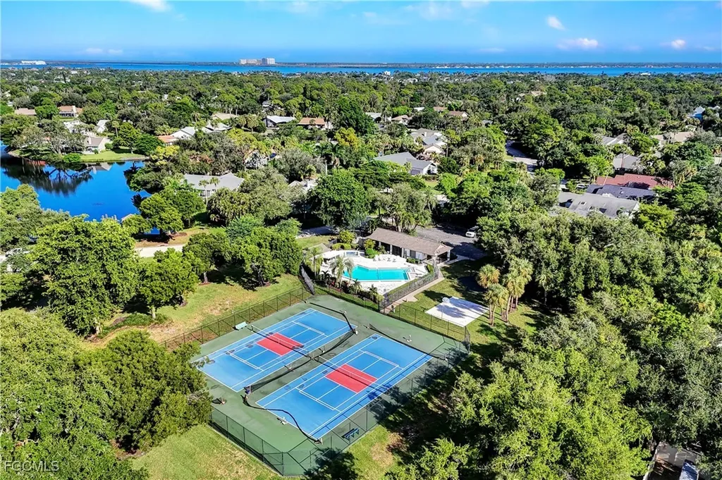 15830 Gleneagle Court Fort Myers FL 33908