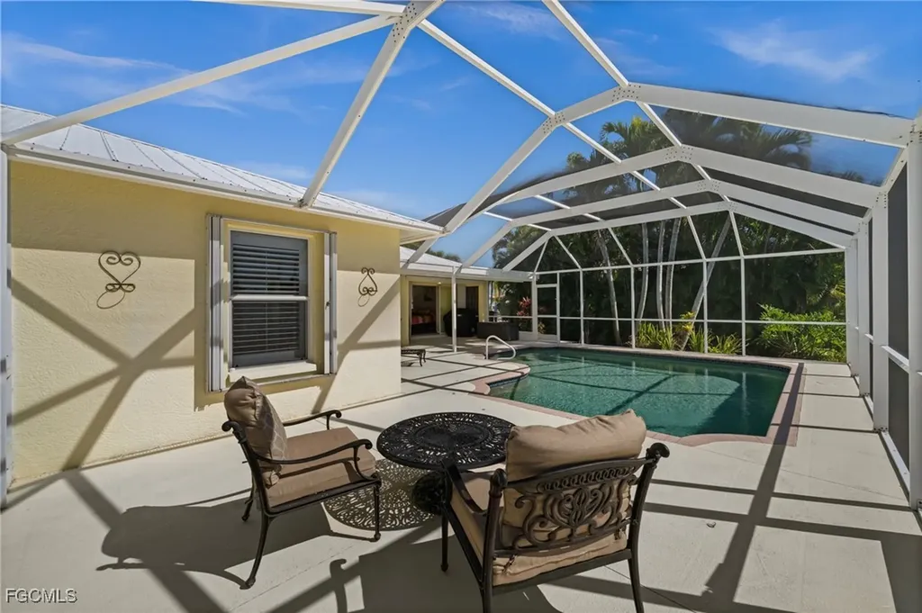 2926 SW 38th Terrace Cape Coral FL 33914