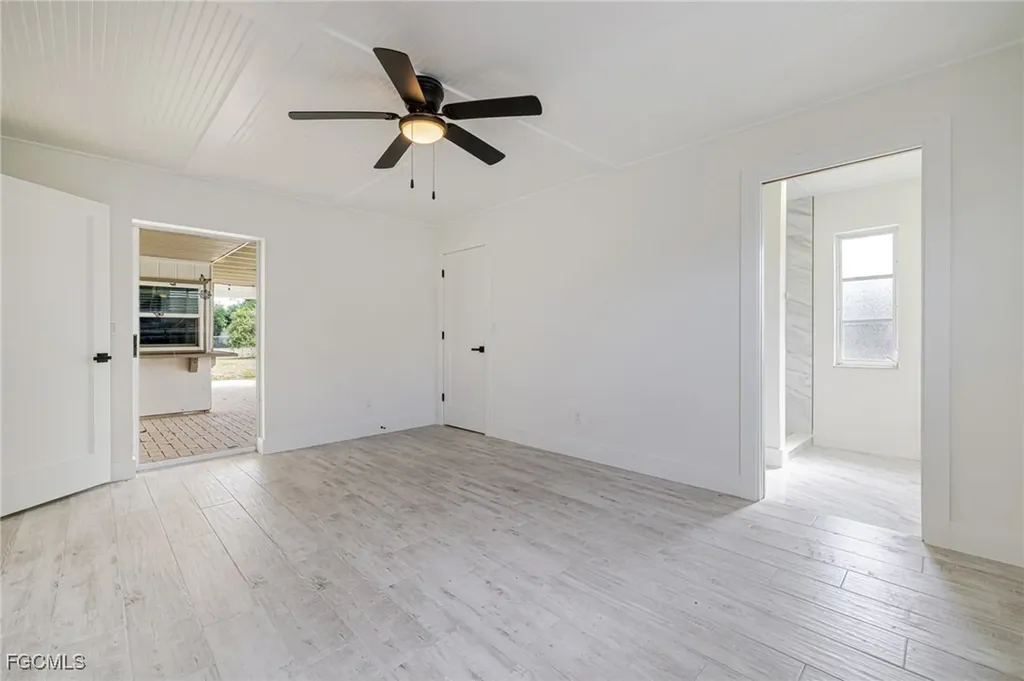 208 SE 43rd Terrace Cape Coral FL 33904