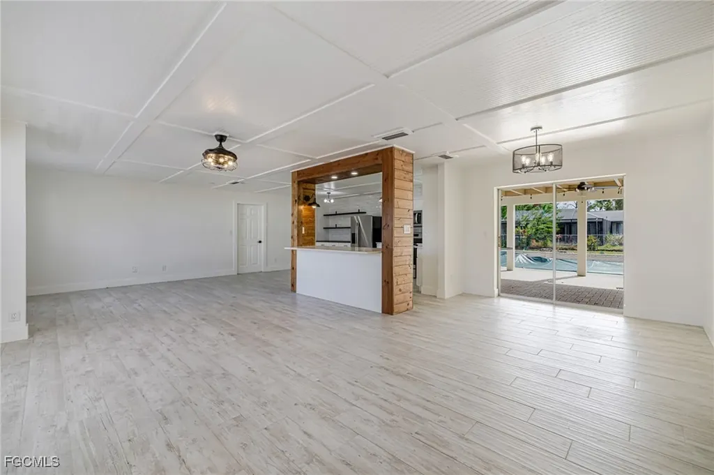208 SE 43rd Terrace Cape Coral FL 33904