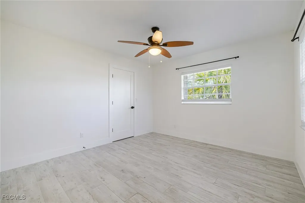 208 SE 43rd Terrace Cape Coral FL 33904
