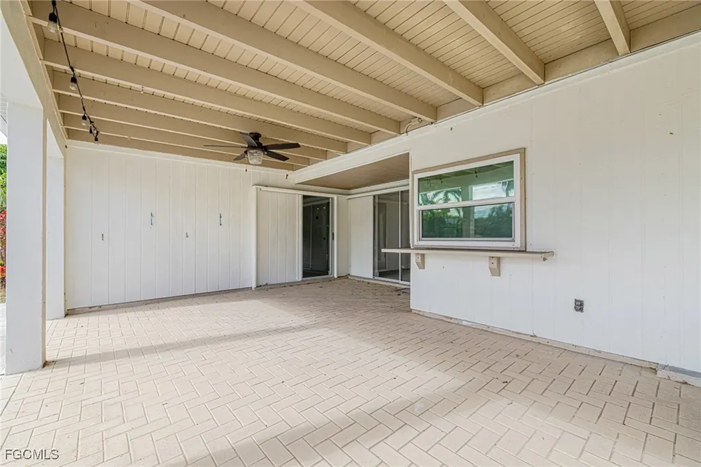 208 SE 43rd Terrace Cape Coral FL 33904