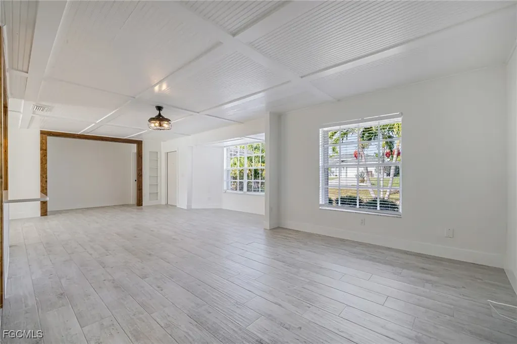 208 SE 43rd Terrace Cape Coral FL 33904