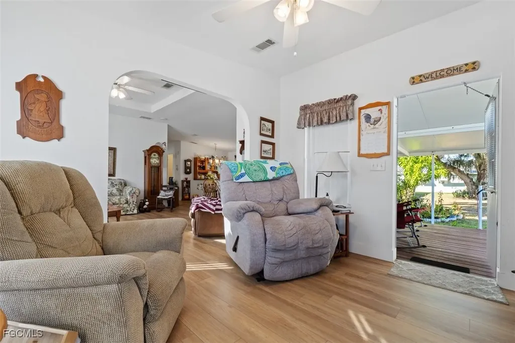 925 Yacht Club Way NW Moore Haven FL 33471