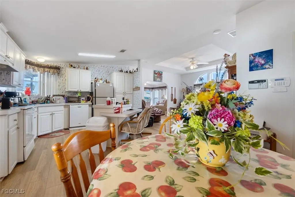 925 Yacht Club Way NW Moore Haven FL 33471