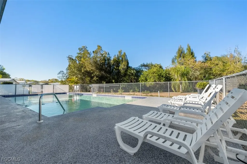 925 Yacht Club Way NW Moore Haven FL 33471