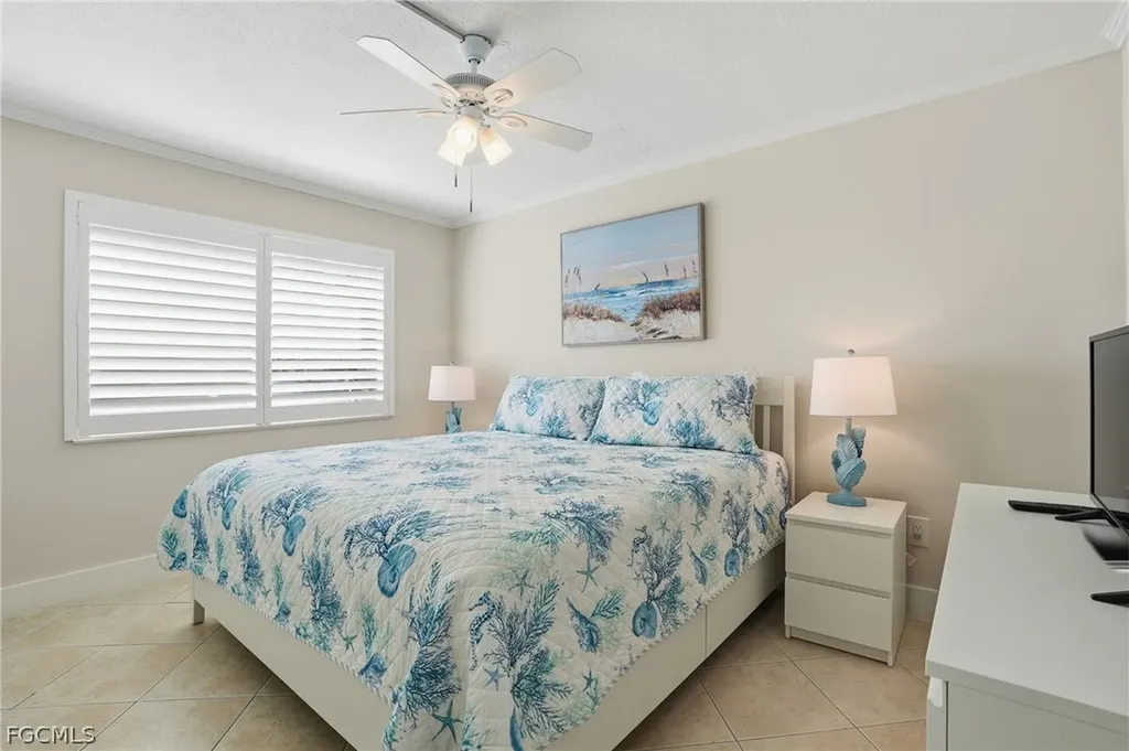 1295 Gulf Shore Boulevard S Naples FL 34102