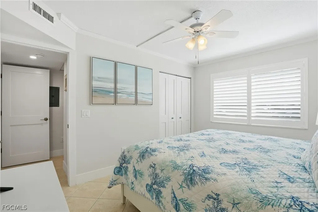 1295 Gulf Shore Boulevard S Naples FL 34102