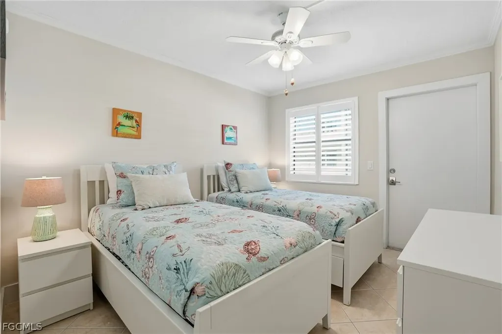1295 Gulf Shore Boulevard S Naples FL 34102