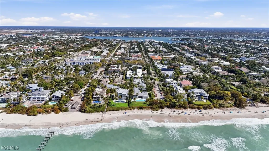 1295 Gulf Shore Boulevard S Naples FL 34102